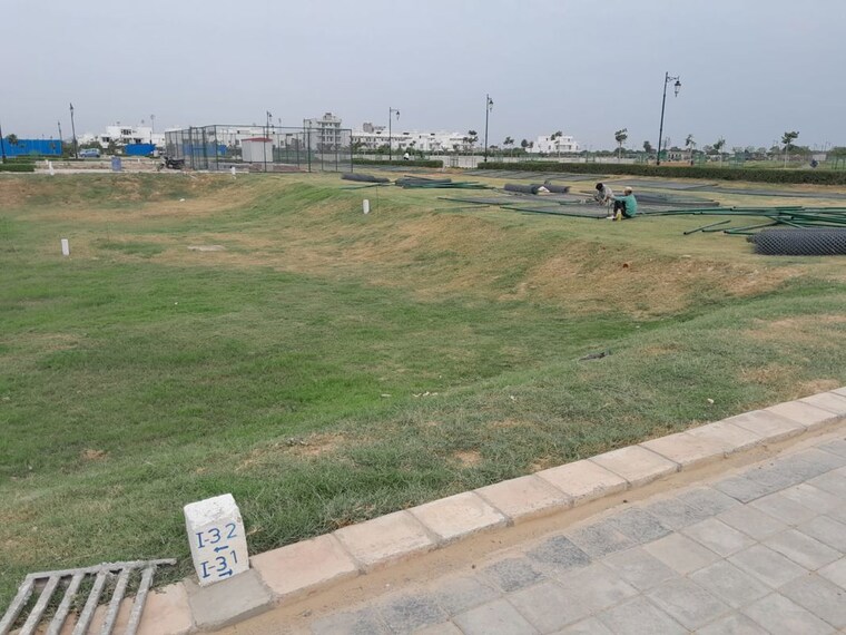 undefined, central-park-flower-valley-mikasa-plots  189 Sq.Yd. Plot In Sohna Sector 33 Gurgaon 10450531