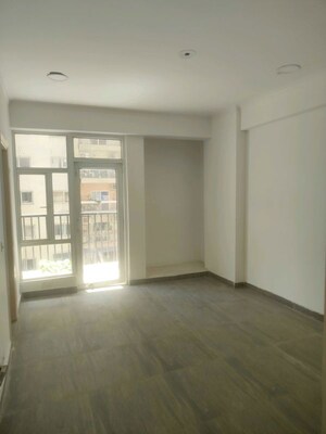 2 BHK Apartment For Sale in Gaur City 2 - 10th Avenue, Sector 16c Greater Noida