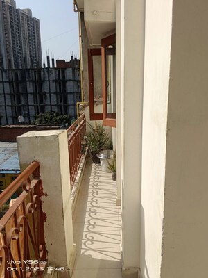 Balcony in 3 BHK Builder Floor at Nehru Enclave – for Rent