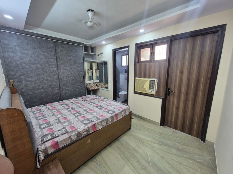 Bedroom, ramesh nagar 2 Bedroom 125 Sq.Yd. Builder Floor In Ramesh Nagar Delhi 10450564