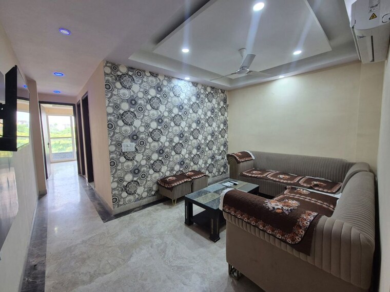 Living Room, ramesh nagar 2 Bedroom 125 Sq.Yd. Builder Floor In Ramesh Nagar Delhi 10450564