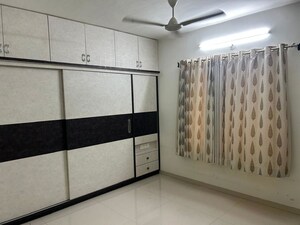 Team Area in 3 BHK Apartment at Pride Valencia, Baner – for Rent