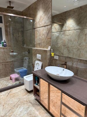 Bathroom in 3 BHK Apartment at M3M Merlin, Sector 67 – for Sale