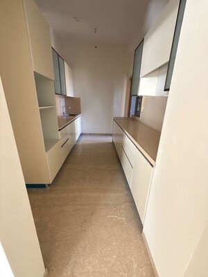 Building Lobby in 4 BHK Apartment at Piramal Mahalaxmi, Mahalaxmi – for Rent