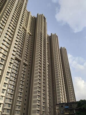 2 BHK Apartment – Exterior View View at Worli - for Rent