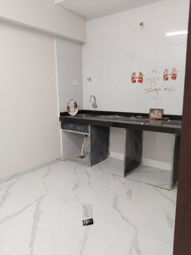 Kitchen, worli 2 Bedroom 750 Sq.Ft. Apartment In Worli Mumbai 10450647