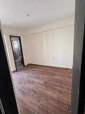 Room in 2.5 BHK Builder Floor at Signature Global Park, Sohna Sector 36 – for Sale