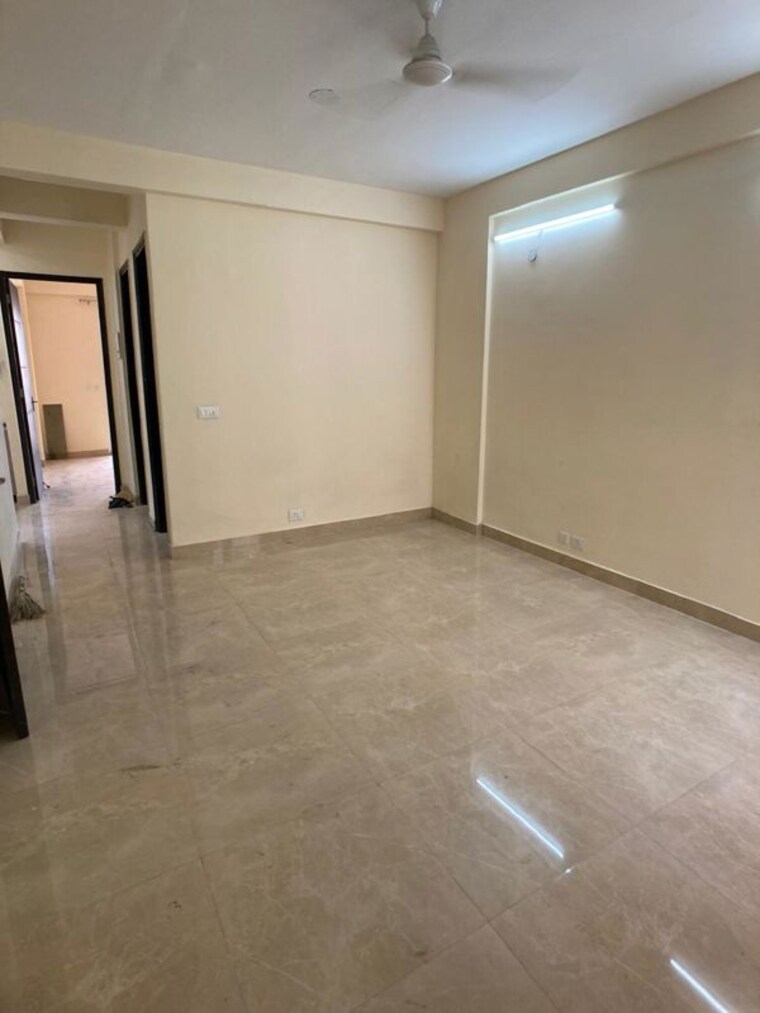 Room, signature-global-park 2.5 Bedroom 1081 Sq.Ft. Builder Floor In Sohna Sector 36 Gurgaon 10450665