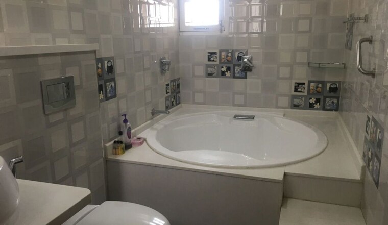 Bathroom, obel-villas 4 Bedroom 3045 Sq.Ft. Villa In Varthur Bangalore 10450682