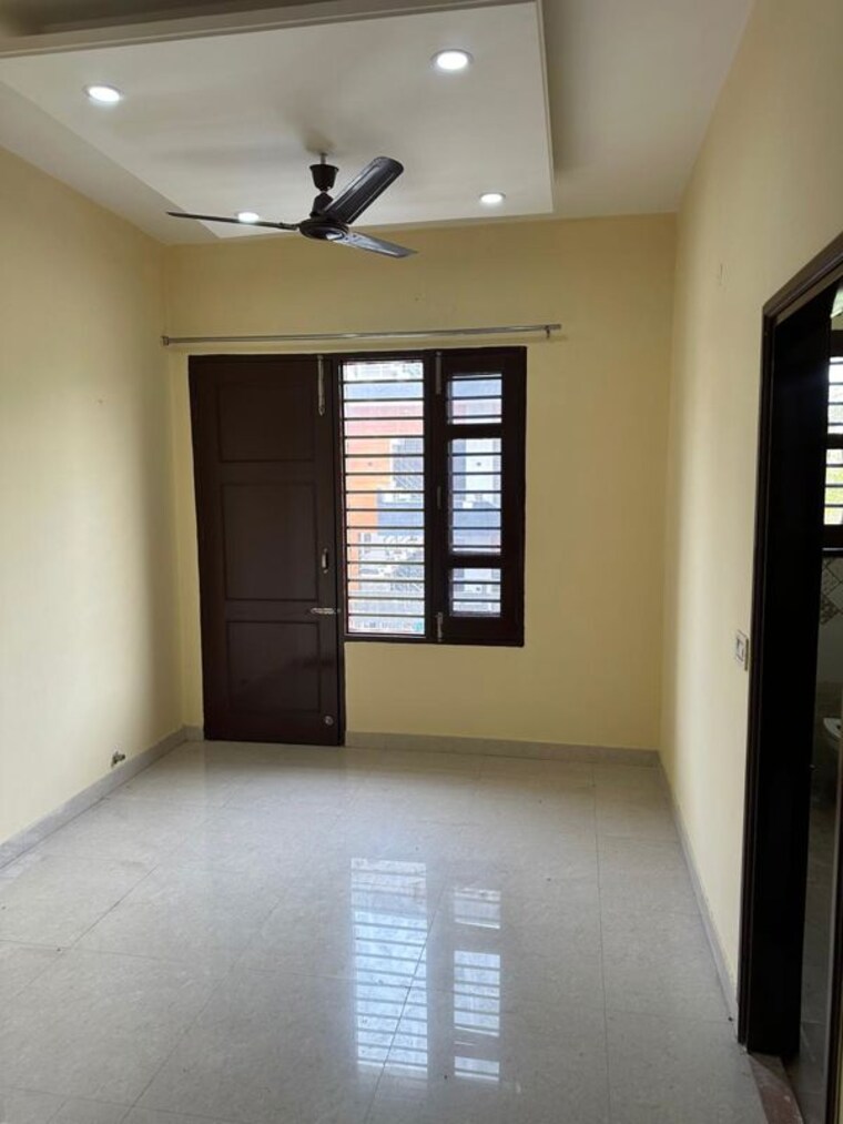 Room, aerocity 2 Bedroom 200 Sq.Ft. Builder Floor In Aerocity Mohali 10450688