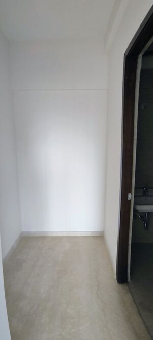 Room in 3 BHK Apartment at Adani Ten BKC, Bandra East – for Rent