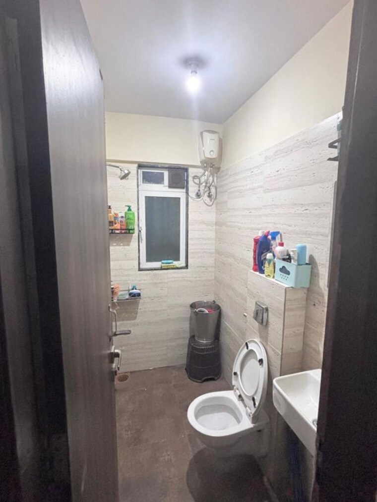 Bathroom, dhaval-sunrise-charkop 2 Bedroom 590 Sq.Ft. Apartment In Kandivali West Mumbai 10450707