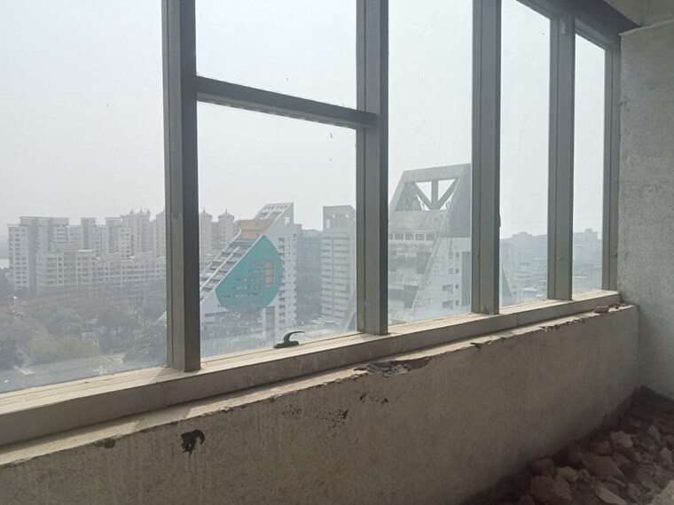 Balcony, cbd belapur sector 15 Commercial Office Space 2000 Sq.Ft. In Cbd Belapur Sector 15 Navi Mumbai 10450713