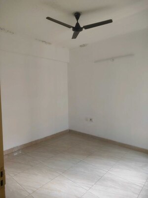 Room in 2 BHK Apartment at Gaur City 2 - 14th Avenue, Sector 16c Greater Noida – for Sale