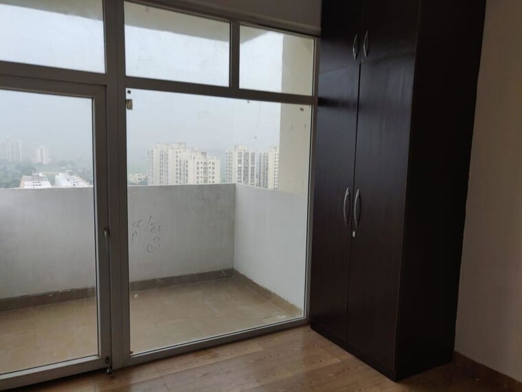 Room, tulip-lemon 2 Bedroom 550 Sq.Ft. Apartment In Sector 69 Gurgaon 10450764