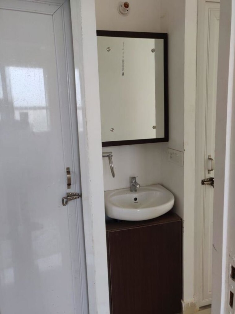 Bathroom, tulip-lemon 2 Bedroom 550 Sq.Ft. Apartment In Sector 69 Gurgaon 10450764