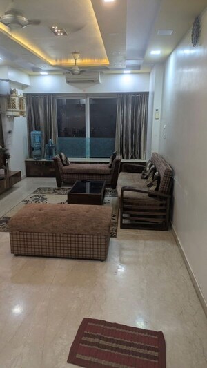 2 BHK Apartment For Rent in Kanakia Paris, Bandra East