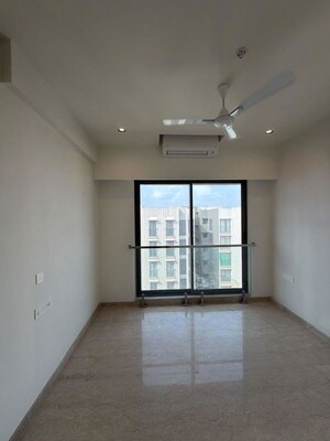 Room in 3 BHK Apartment at Adani Ten BKC, Bandra East – for Rent