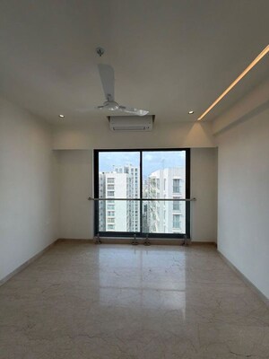 Room in 3 BHK Apartment at Adani Ten BKC, Bandra East – for Rent