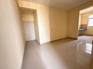 Room in 3 BHK Apartment at Conscient Habitat 78, Sector 78 – for Sale