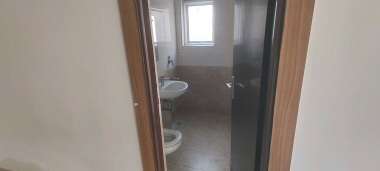Bathroom, sam-palm-olympia 3 Bedroom 1335 Sq.Ft. Apartment In Sector 16c Greater Noida Greater Noida 10450782