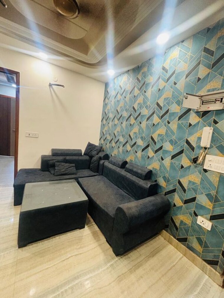 Living Room, dwarka mor 2 Bedroom 60 Sq.Yd. Builder Floor In Dwarka Mor Delhi 10450793