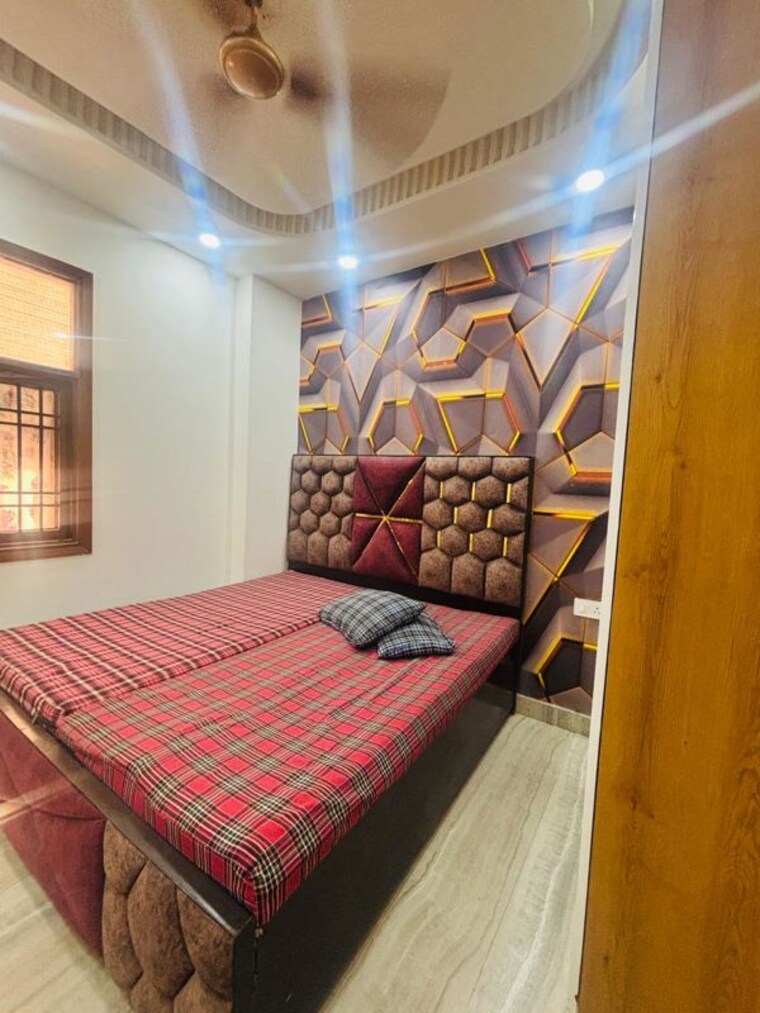 Bedroom, dwarka mor 2 Bedroom 60 Sq.Yd. Builder Floor In Dwarka Mor Delhi 10450793