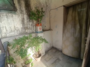 Balcony in 1.5 BHK Builder Floor at South Delhi – for Sale