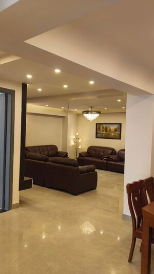 Living Room in 4 BHK Builder Floor at Jawahar Nagar – for Sale
