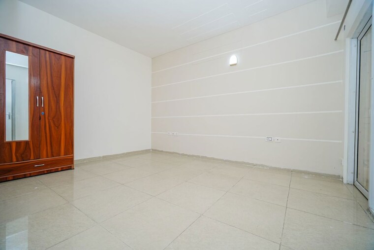 Bedroom, ajnara-le-garden-phase-ii 2.5 Bedroom 1060 Sq.Ft. Apartment In Sector 16b Greater Noida Greater Noida 10450797
