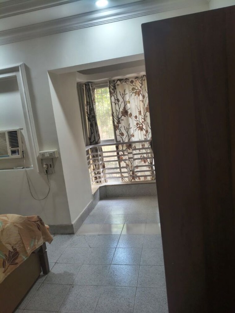 Living Room, sunny-side-apartment 3 Bedroom 1200 Sq.Ft. Apartment In Andheri West Mumbai 10450812