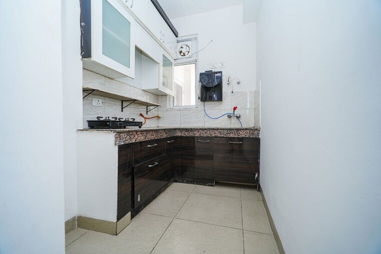 Kitchen, ajnara-le-garden-phase-ii 2 Bedroom 925 Sq.Ft. Apartment In Sector 16b Greater Noida Greater Noida 10450823