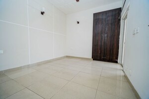 Room in 2 BHK Apartment at Ajnara Le Garden Phase II, Sector 16b Greater Noida – for Sale