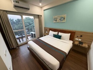 Bedroom in 1 BHK Builder Floor at Sector 45 – for Rent