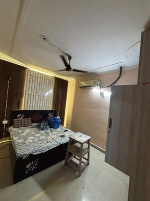 Team Area in 2 BHK Builder Floor at Ramesh Nagar – for Rent