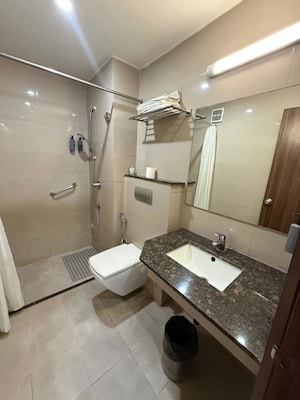 Team Area in 1 RK Builder Floor at Sector 45 – for Rent