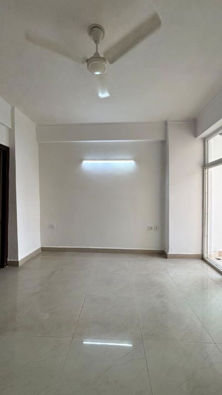 Room, ajnara-homes 2 Bedroom 880 Sq.Ft. Apartment In Sector 16b Greater Noida Greater Noida 10450915