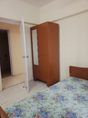 Room in 2 BHK Apartment at Royal Palms Garden View, Goregaon East – for Rent