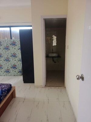 Furnished Amenities in 2 BHK Apartment at Royal Palms Garden View, Goregaon East – for Rent
