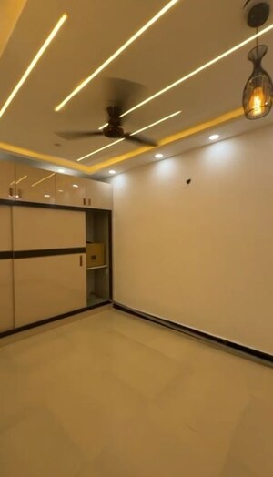 1 BHK Builder Floor For Sale in Uttam Nagar West