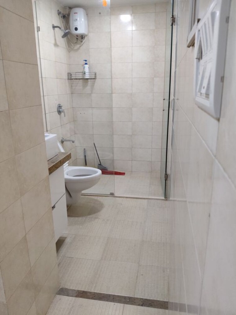 Bathroom, samartha-aangan 3 Bedroom 1250 Sq.Ft. Apartment In Andheri West Mumbai 10450918