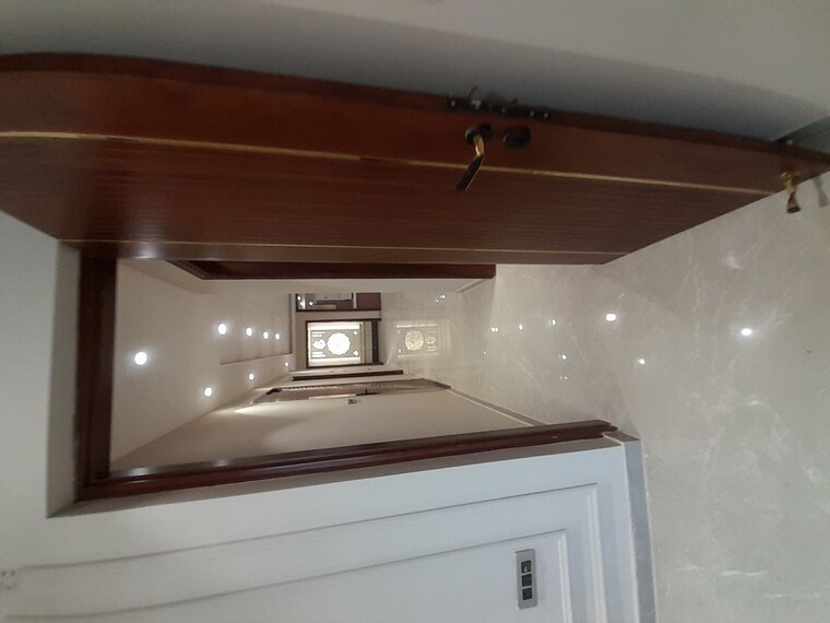undefined, sector 85 3 Bedroom 250 Sq.Yd. Builder Floor In Sector 85 Faridabad 10450964