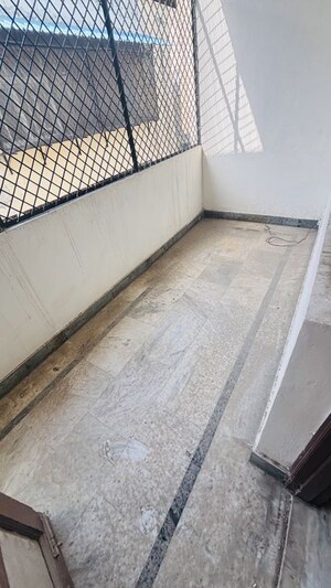  3 BHK Builder Floor at Suncity – for Rent