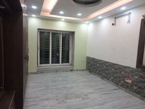 Building Lobby in 5 BHK Builder Floor at P S Residency, Sarat Bose Road – for Sale