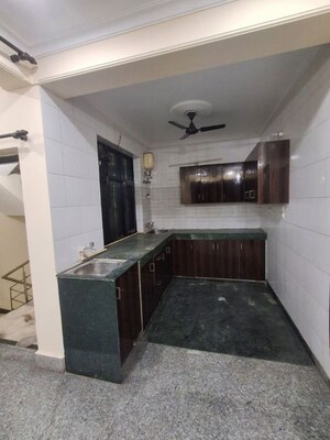 Kitchen in 2 BHK Independent House at Sector 31 – for Rent