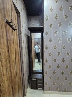 Bathroom in 1 BHK Builder Floor at Ramesh Nagar – for Rent