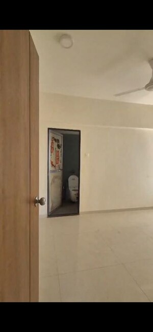 Room in 2 BHK Apartment at Chirag Vijayi Jwala, Goregaon West – for Rent