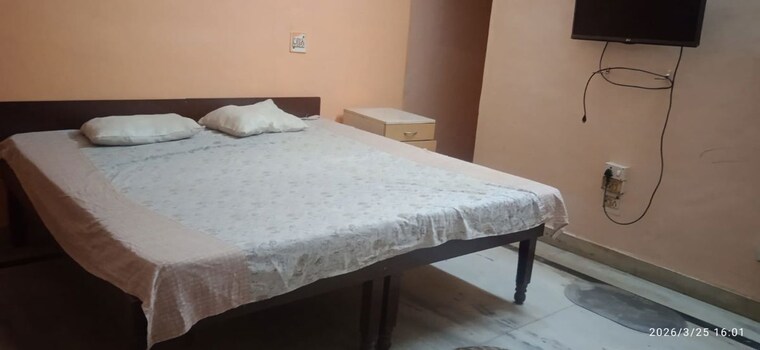 Bedroom, sector 31 2 Bedroom 1700 Sq.Ft. Independent House In Sector 31 Gurgaon 10450991