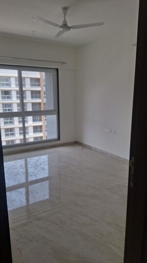 Room in 3 BHK Apartment at Shubh Nirvana, Viman Nagar – for Rent