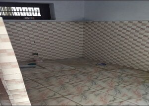 Room in 3 BHK Apartment at Sector 12 – for Rent